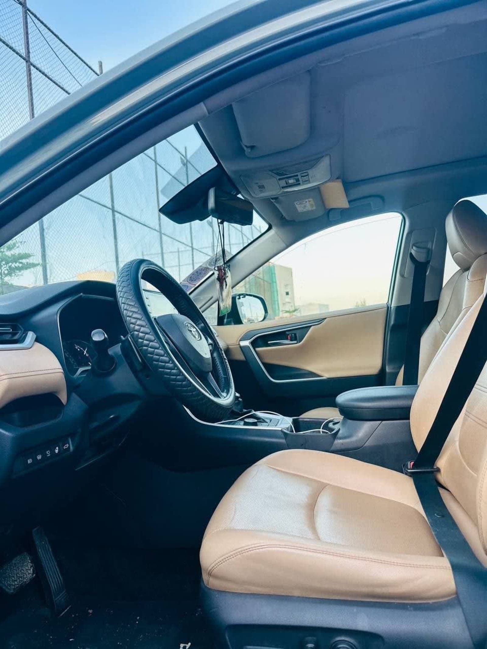 2020 Toyota Rav4 — photo 7