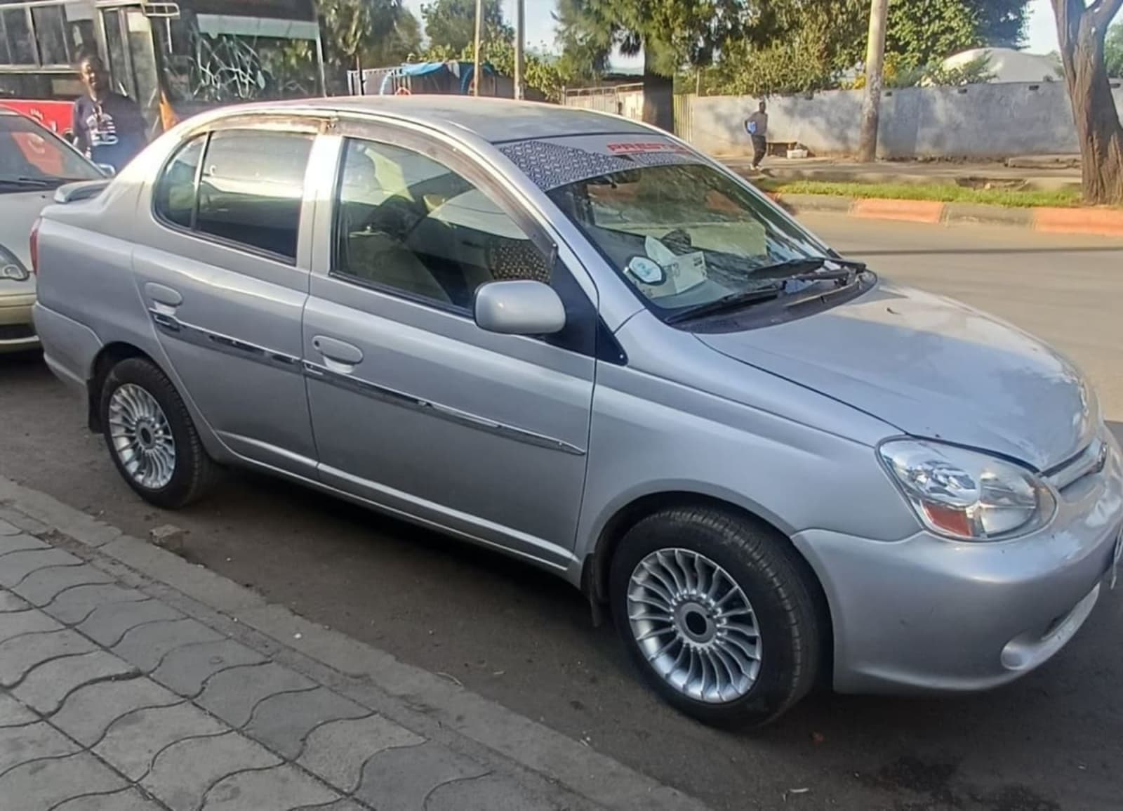 2005 Toyota Platez — photo 8