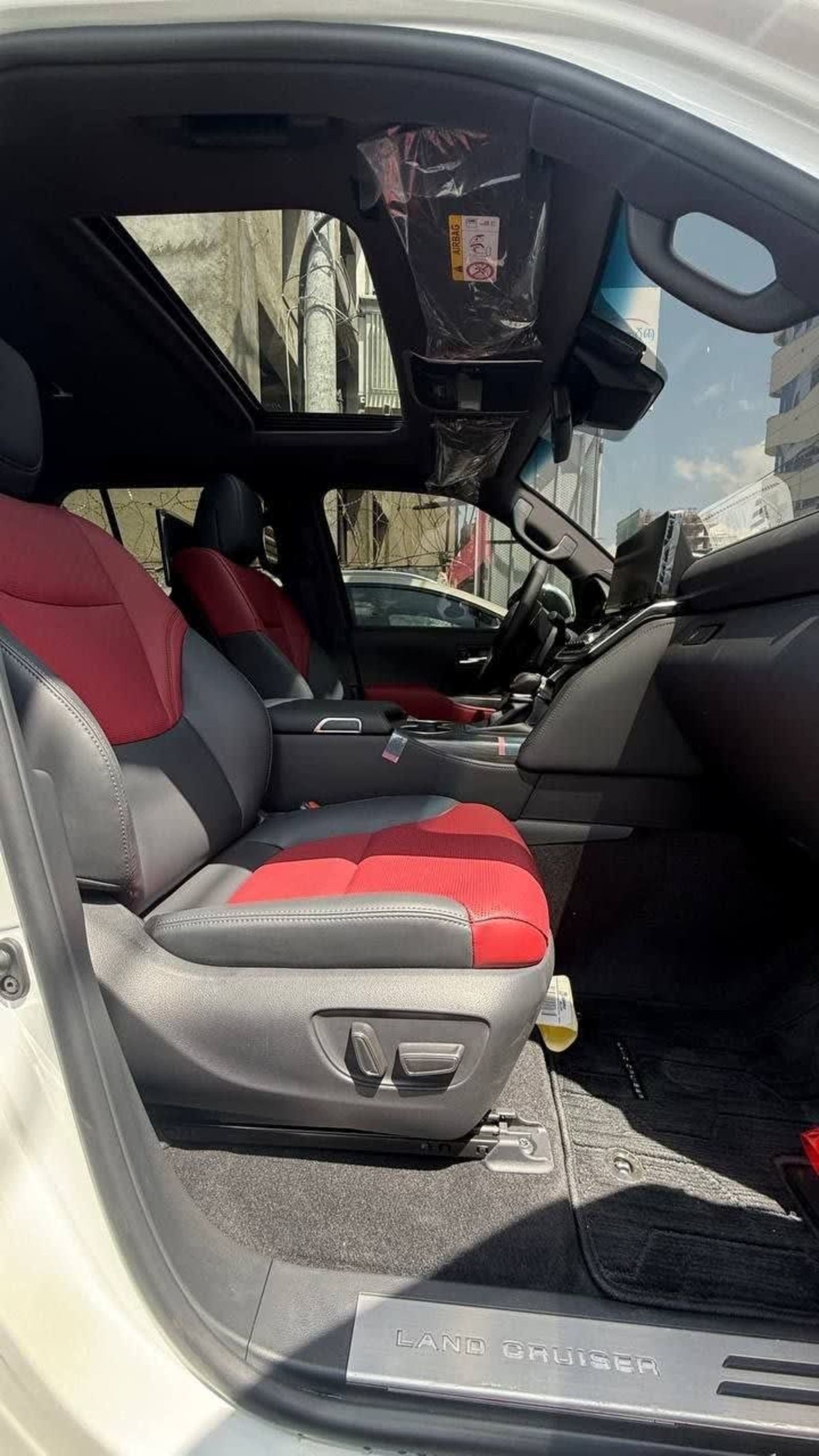 2026 Toyota Land Cruiser VXR — photo 3