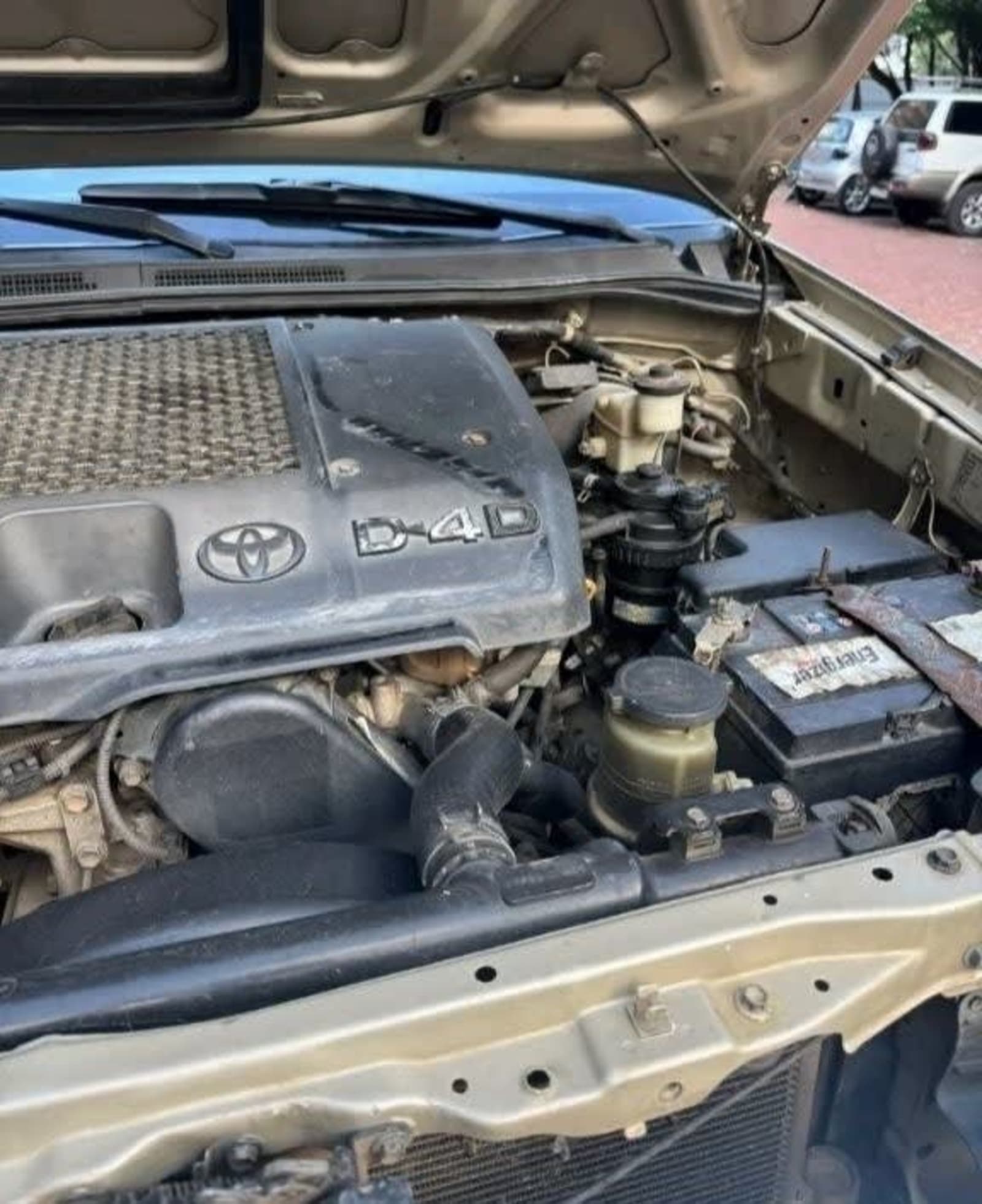 2010 Toyota hilux — photo 6