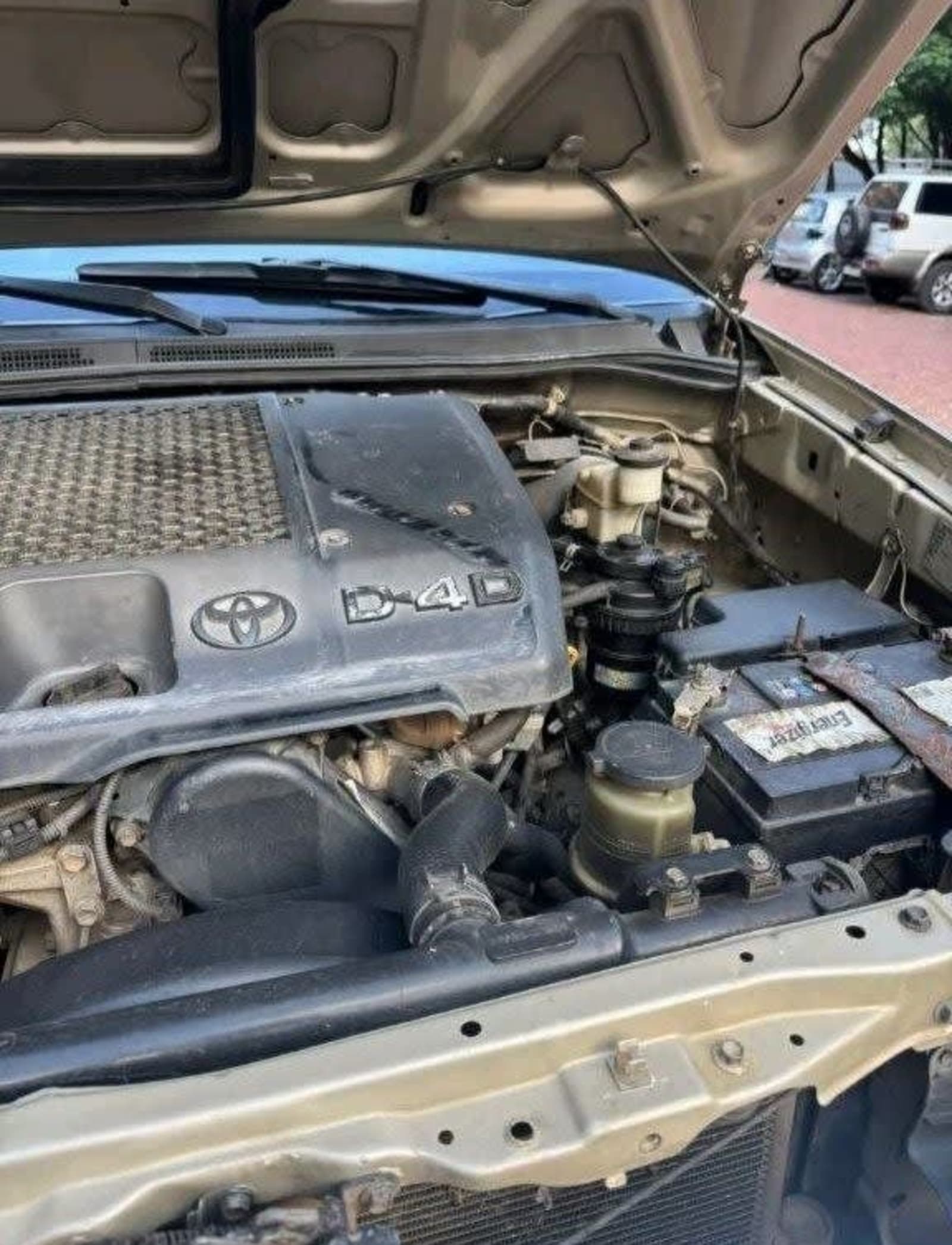 2010 TOYOTA HILUX king-cab