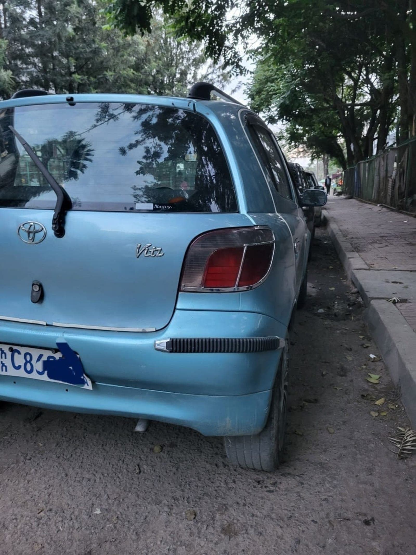 2001 TOYOTA VITZ — photo 5