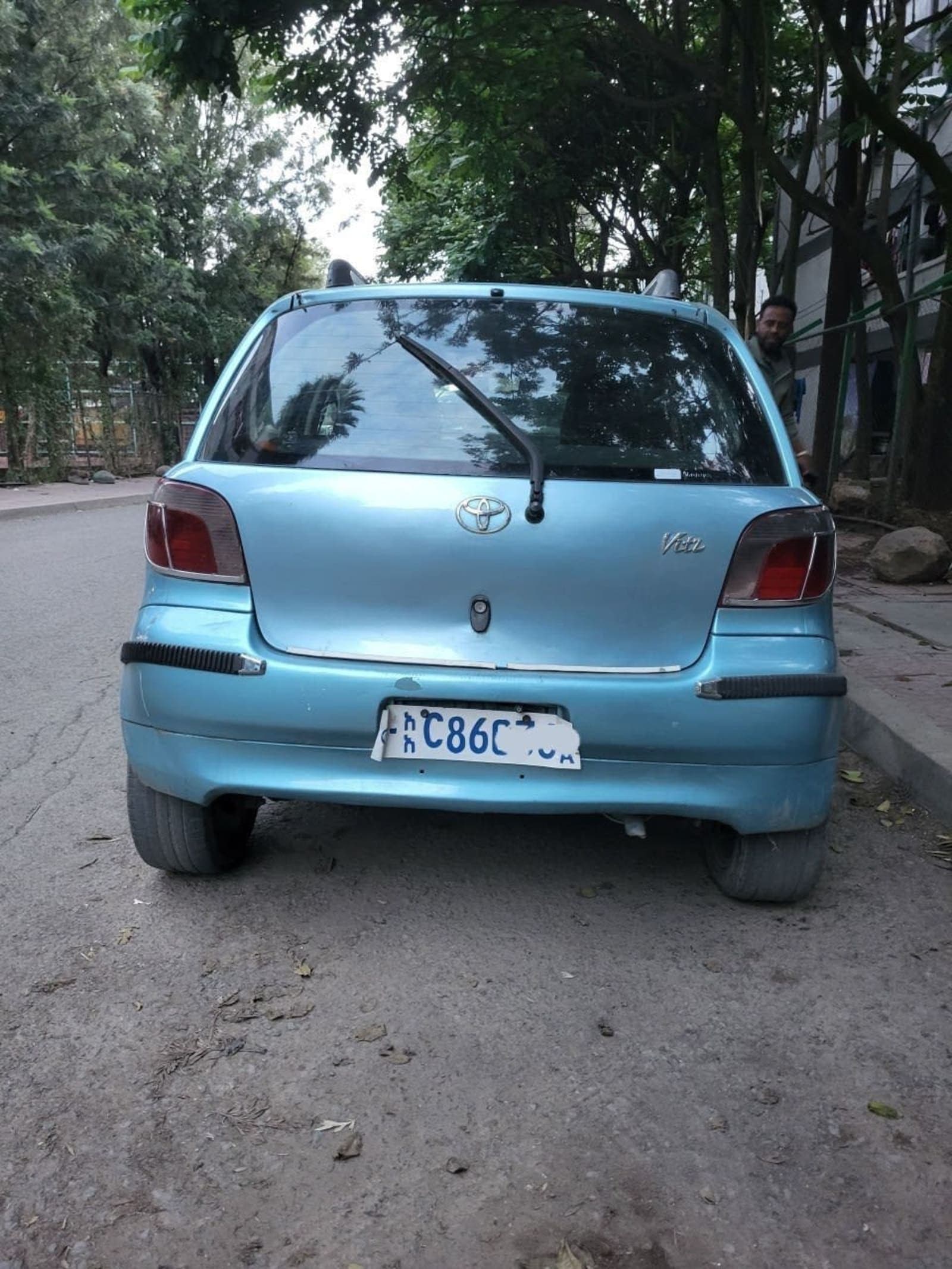 2001 TOYOTA VITZ — photo 6