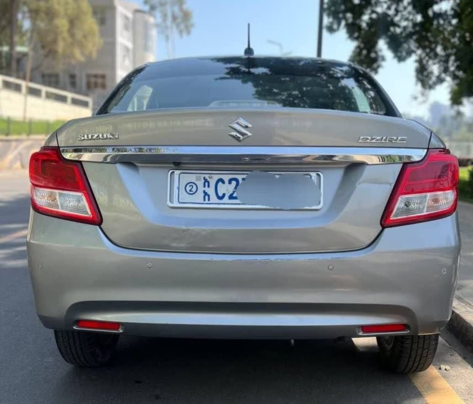 2022 Suzuki Dzire — photo 2