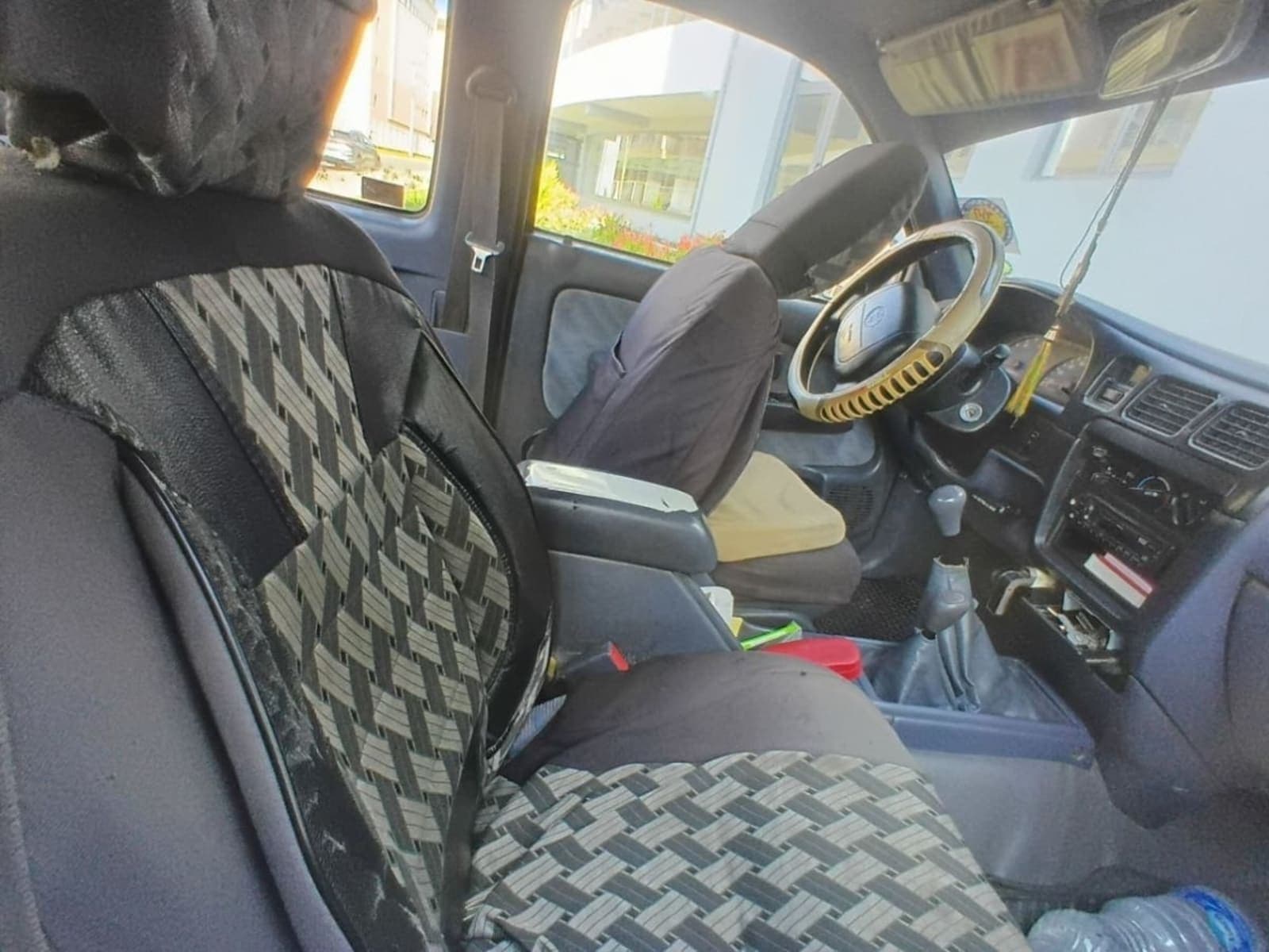 2000 Toyota Hilux Kink Cap — photo 3