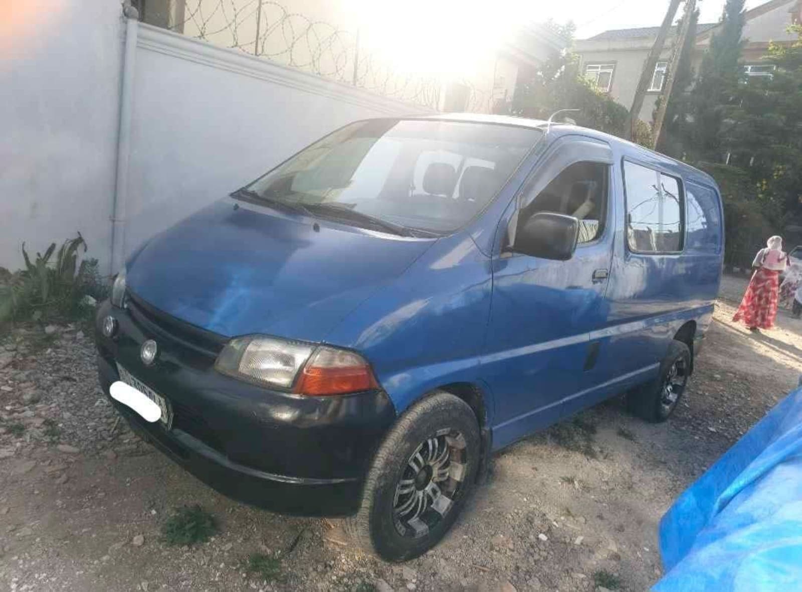 1999 Toyota 2L Van — photo 5