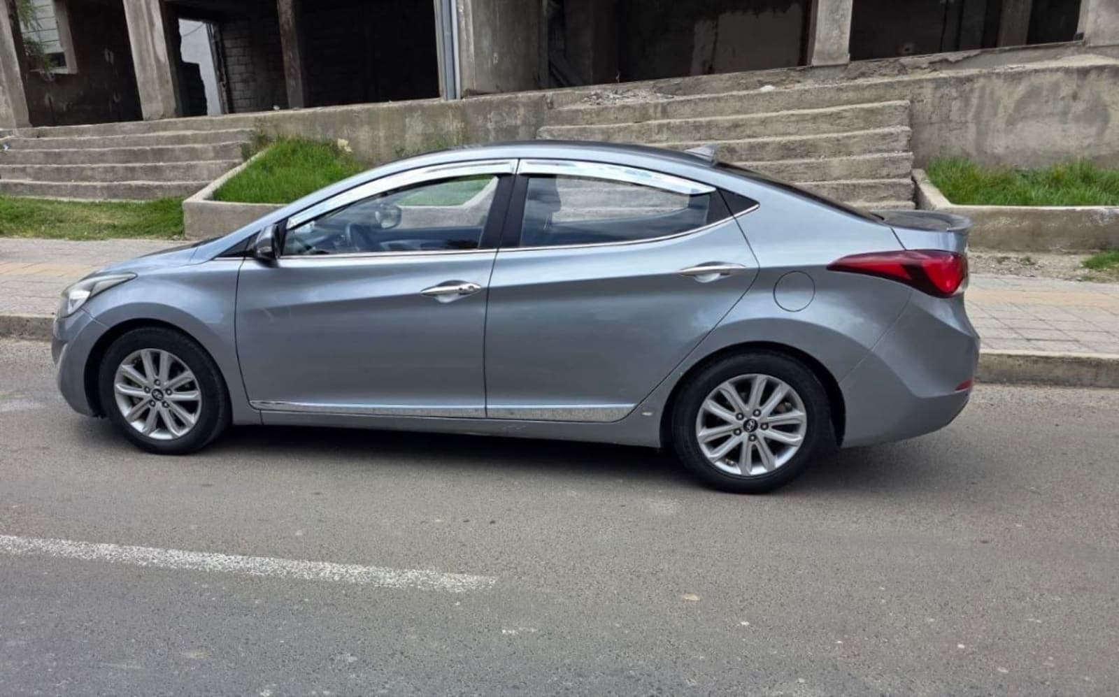 2015 Hyundai Avante — photo 4