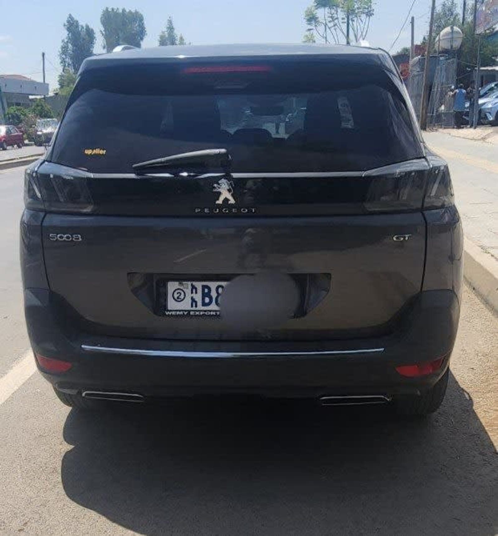 2021 Peugeot 5008 — photo 2