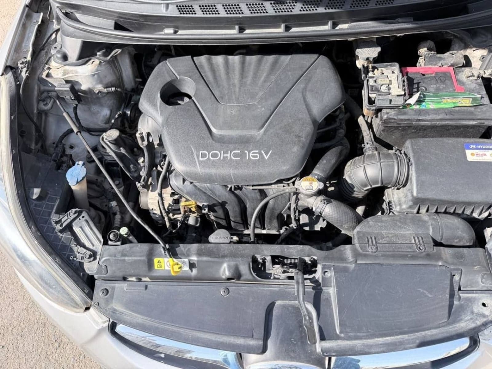 2012 Hyundai Elantra — photo 7