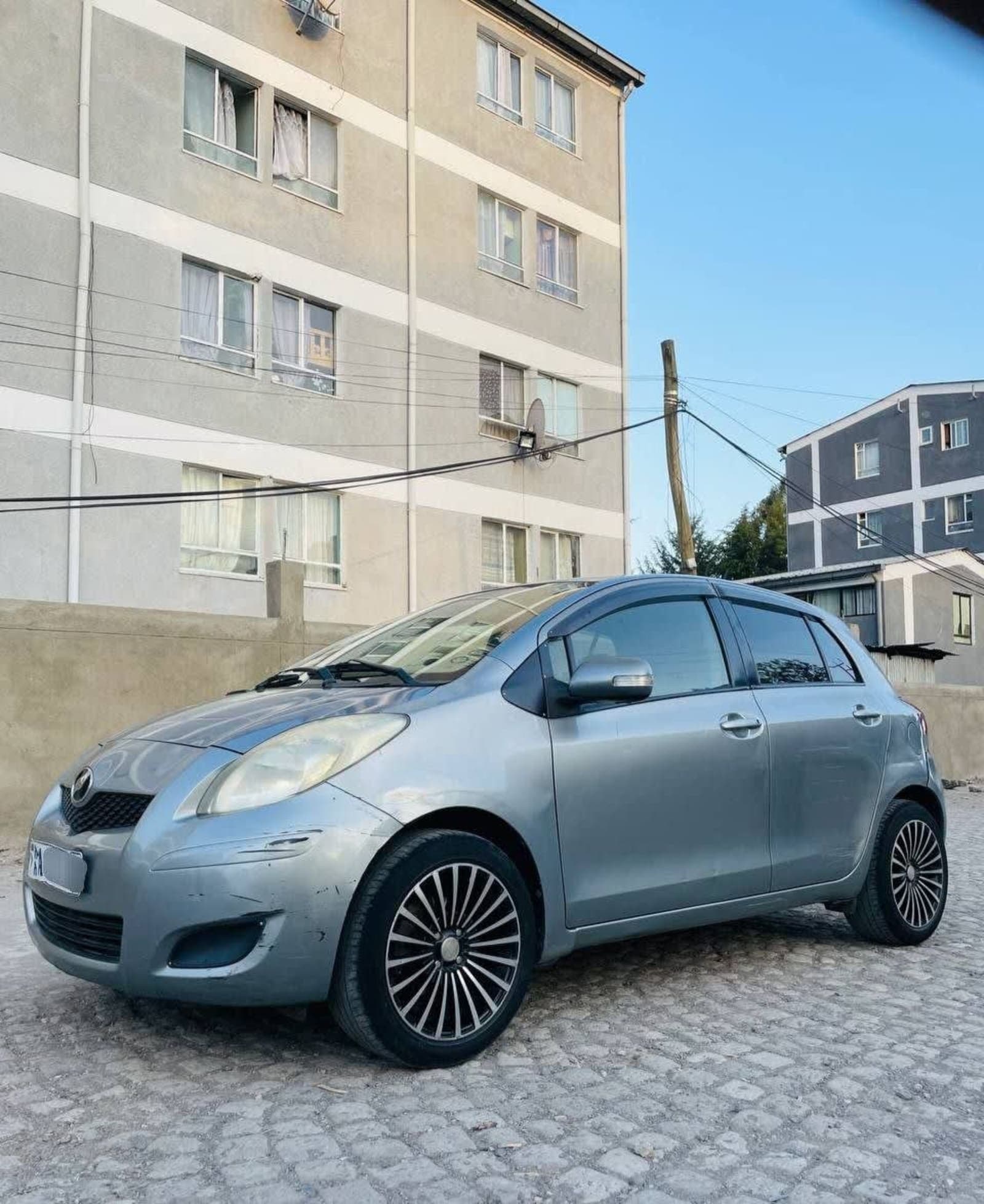 2010 Toyota Yaris — photo 6