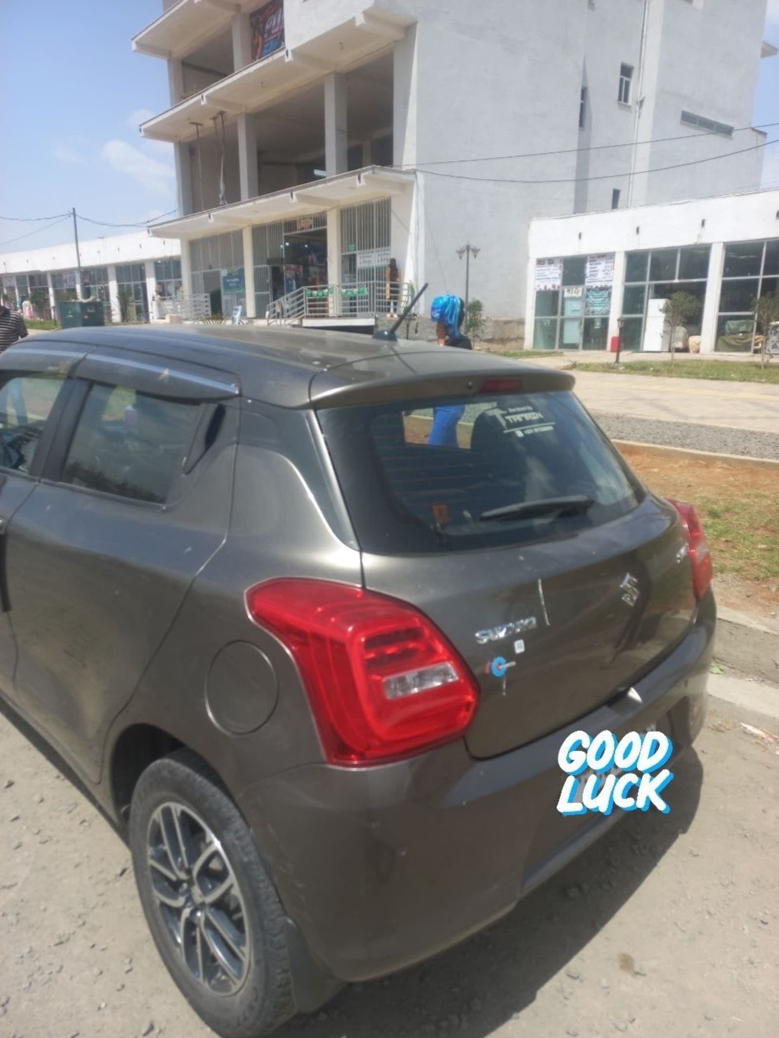 2022 Suzuki Swift — photo 3