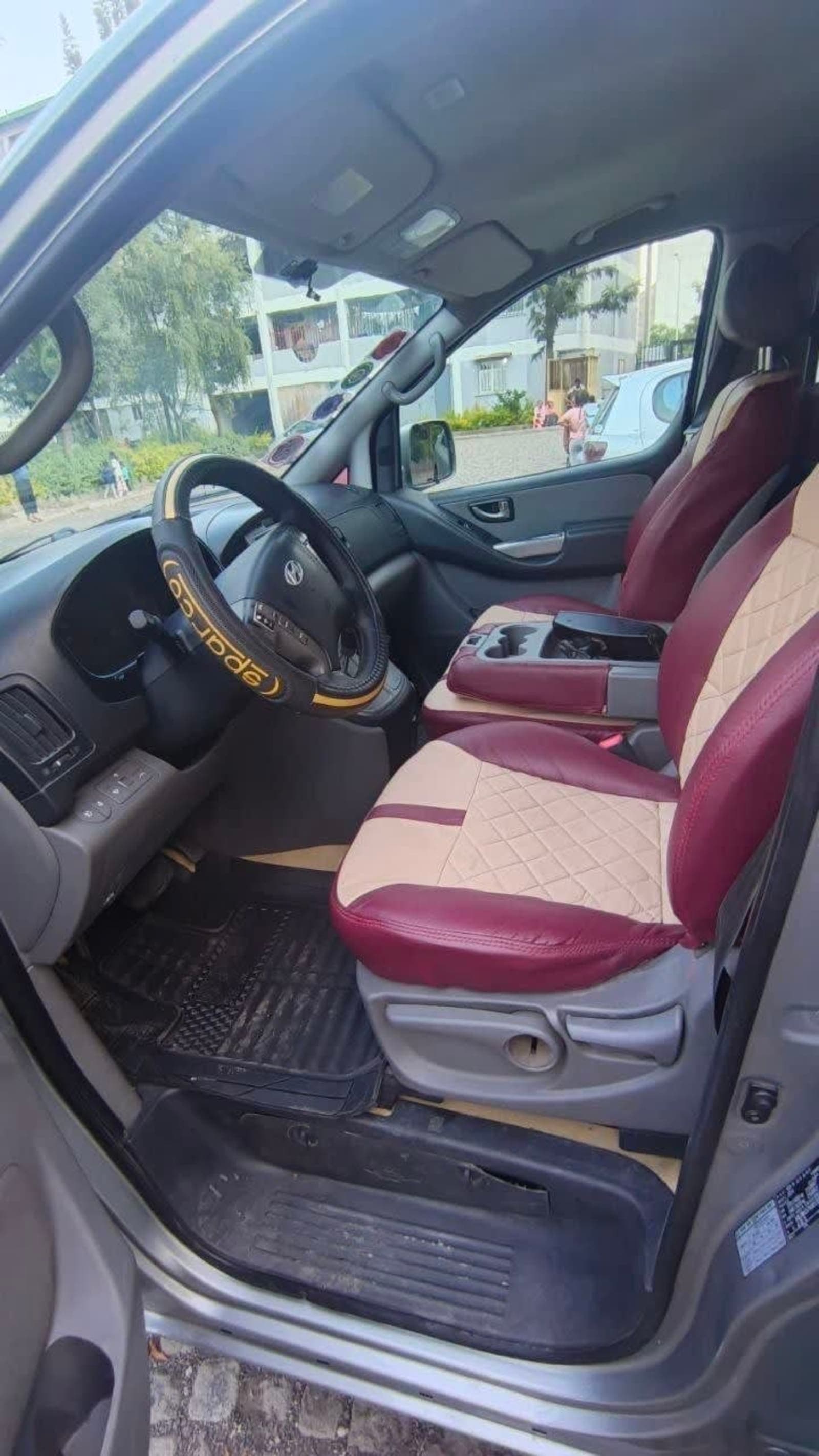 2015 Hyundai Star-x — photo 2