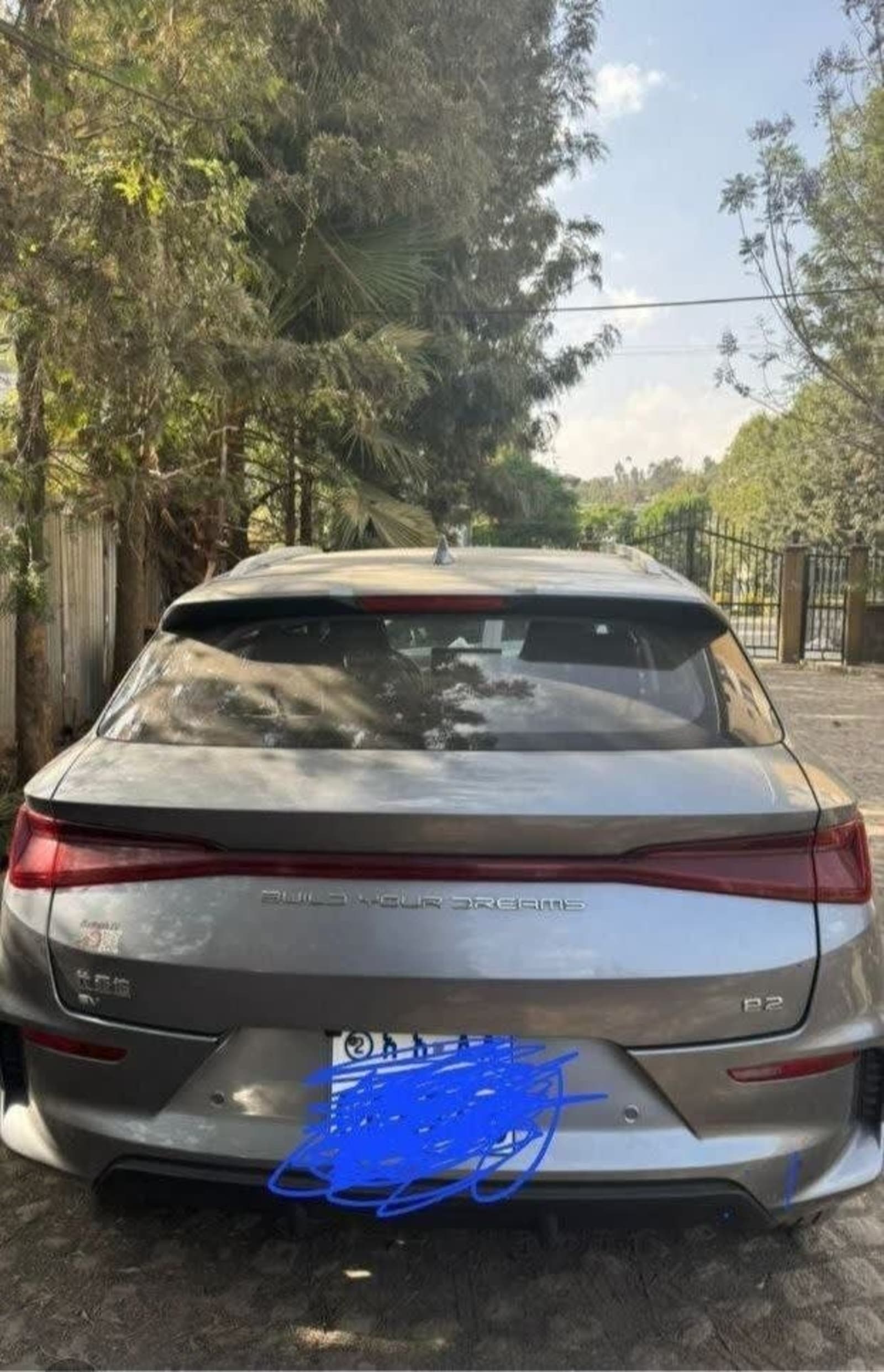 2024 BYD E2