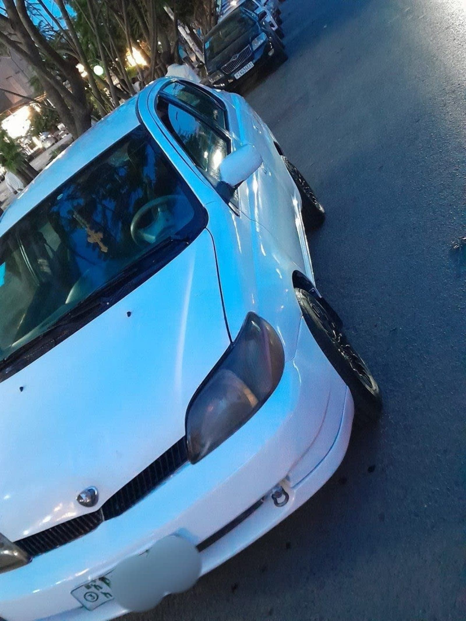 2001 Toyota Platz — photo 3