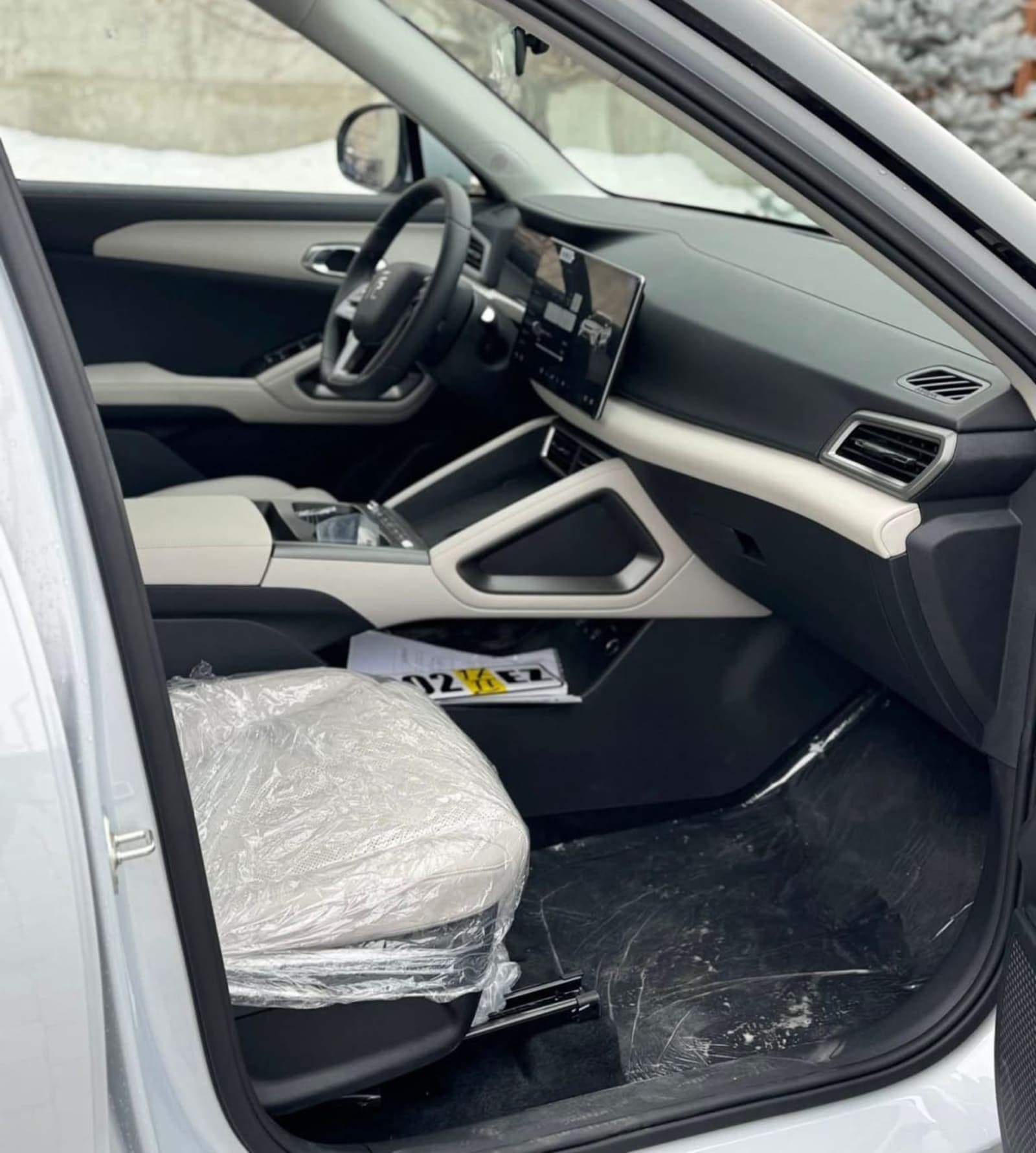 2025 BYD Yuan Up Smart Driving Vitality Edition โ photo 4