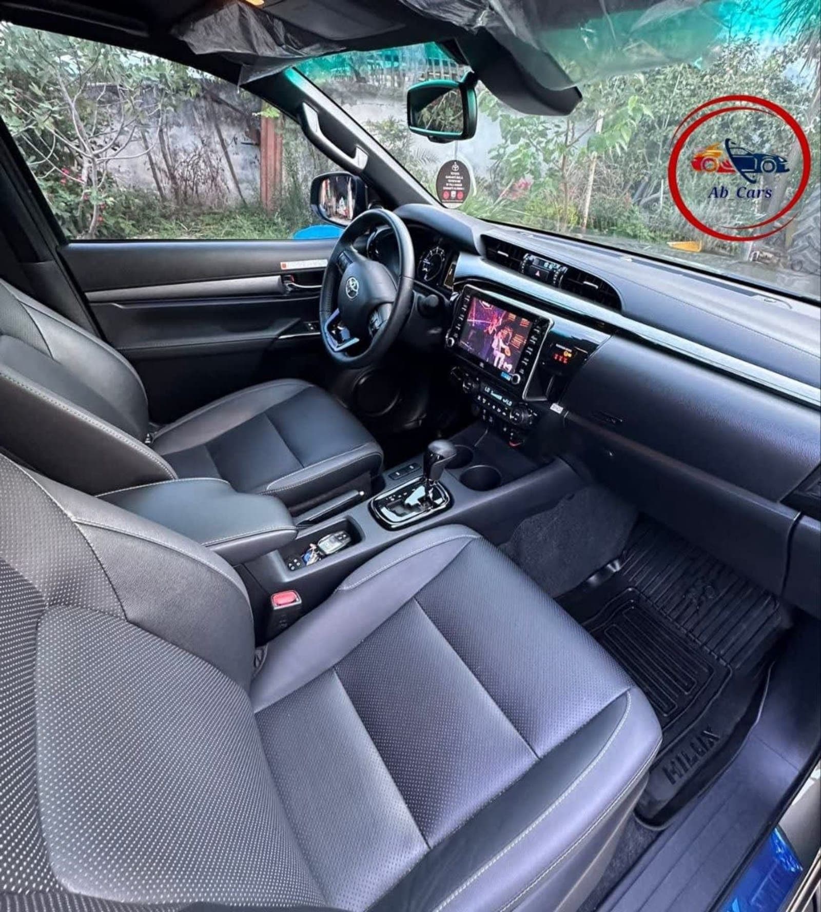 2022 Toyota Hilux Invincible Double-Cab — photo 4