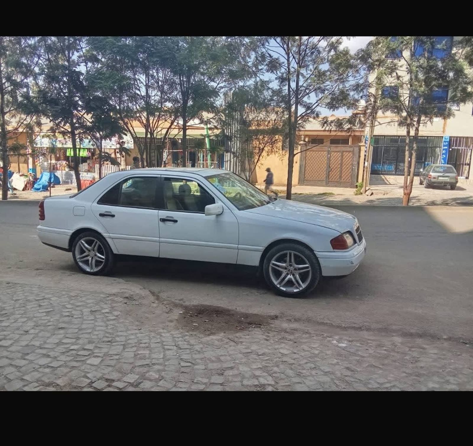 1994 Mercedes-Benz C180 — photo 8