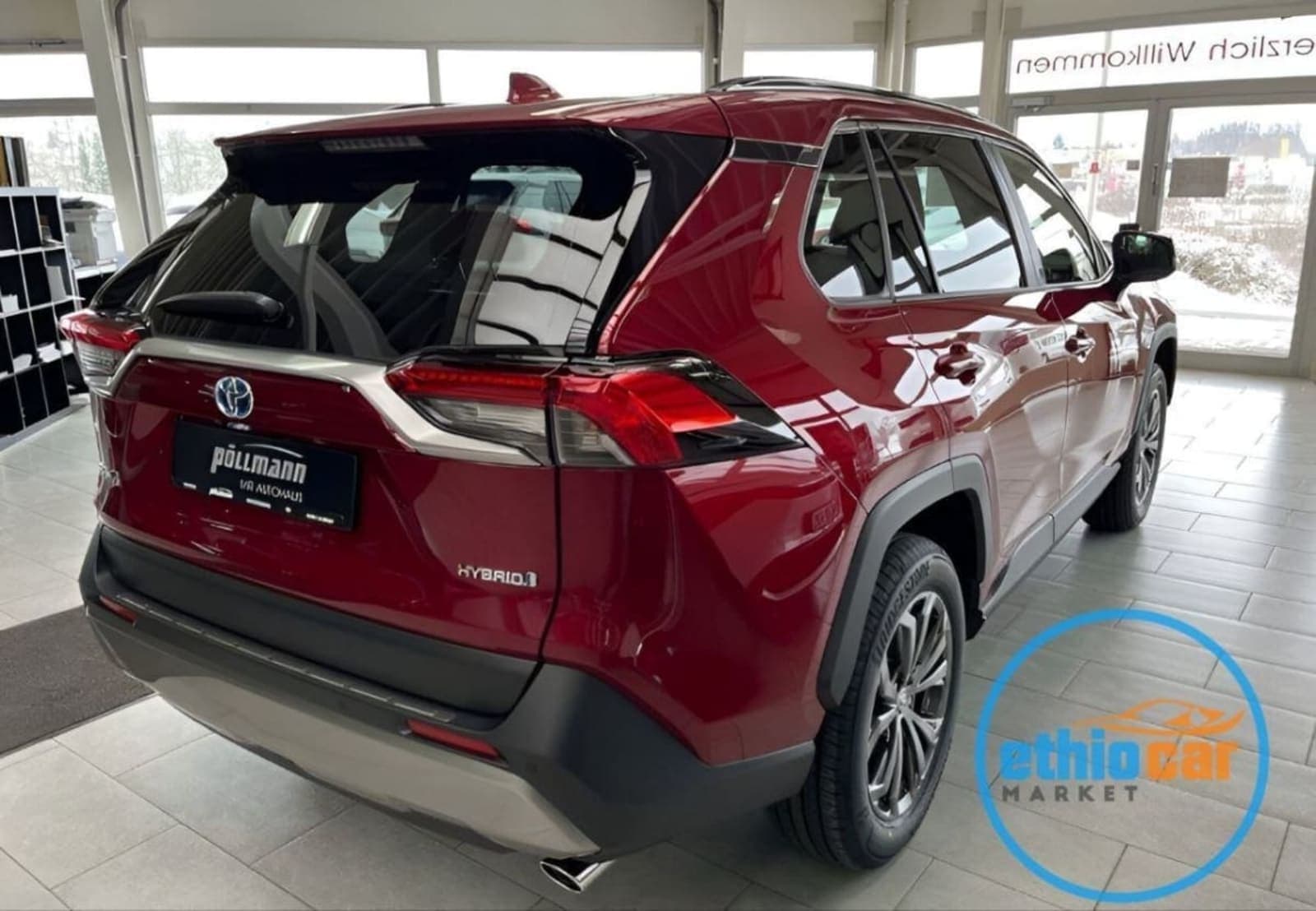 2023 Toyota RAV4 Hybrid XLE — photo 5