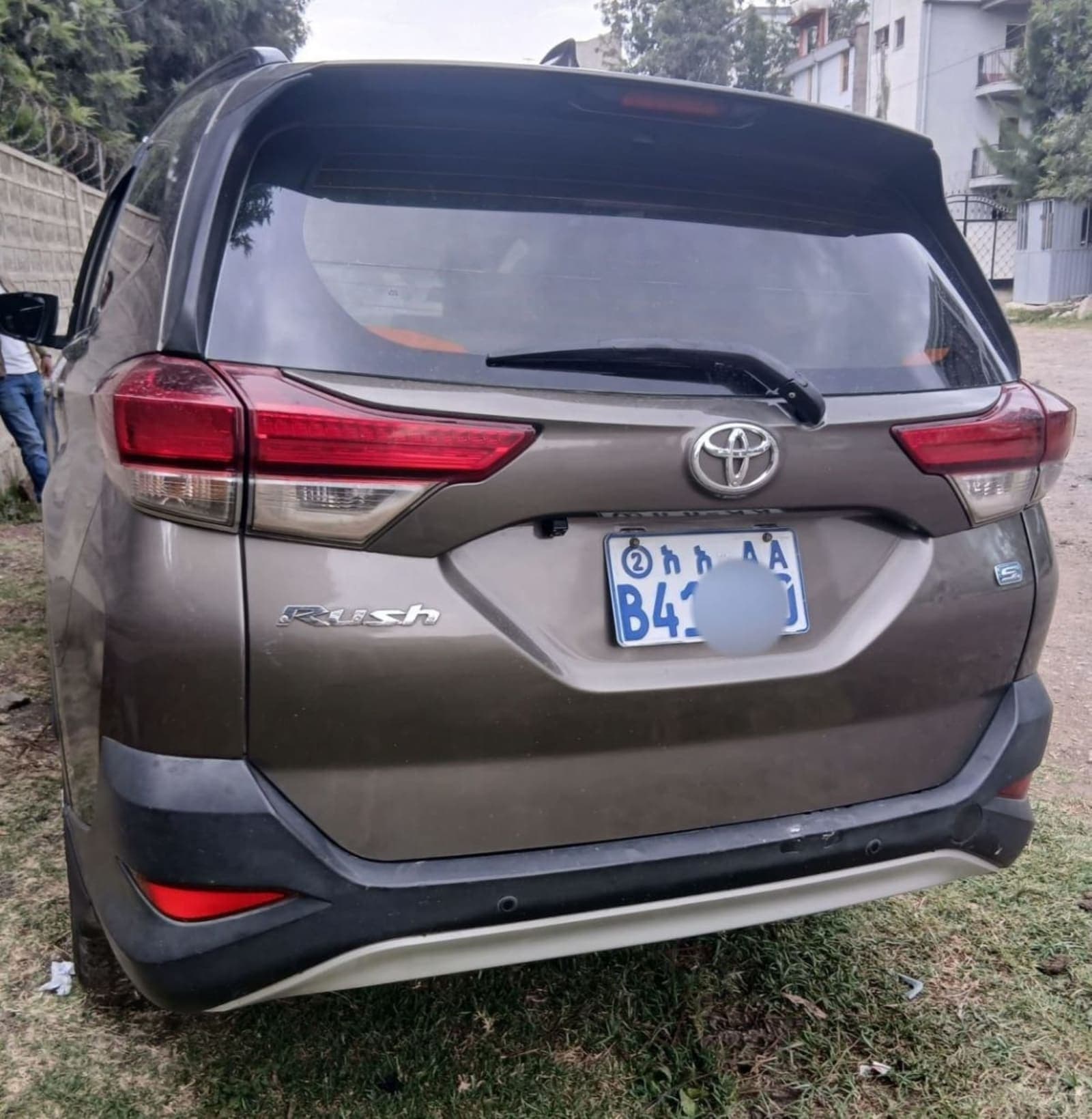 2019 Toyota Rush (G) — photo 2