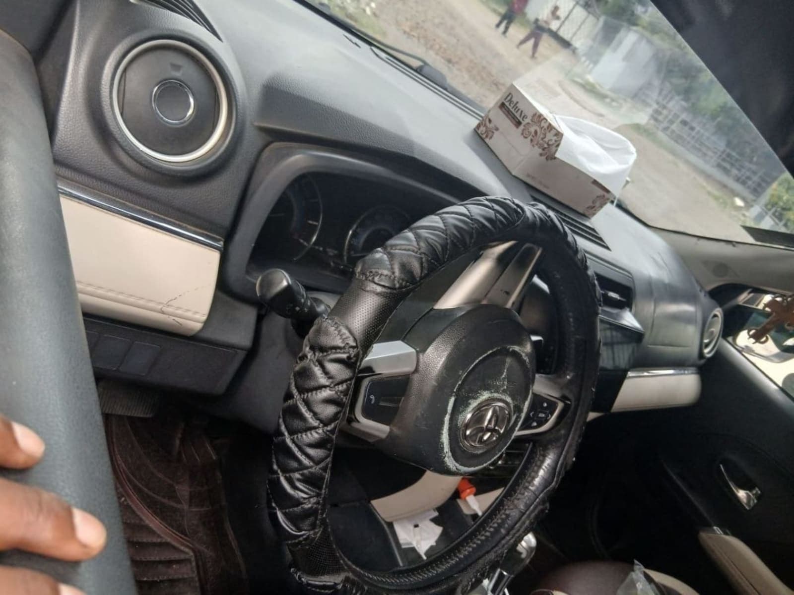 2019 Toyota Rush (G) — photo 6