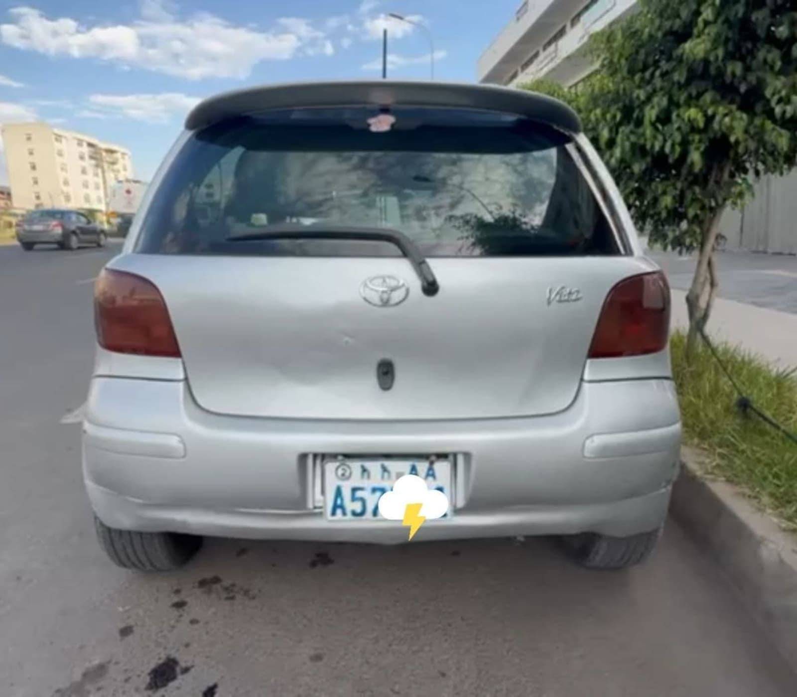 2003 Toyota Vitz — photo 5