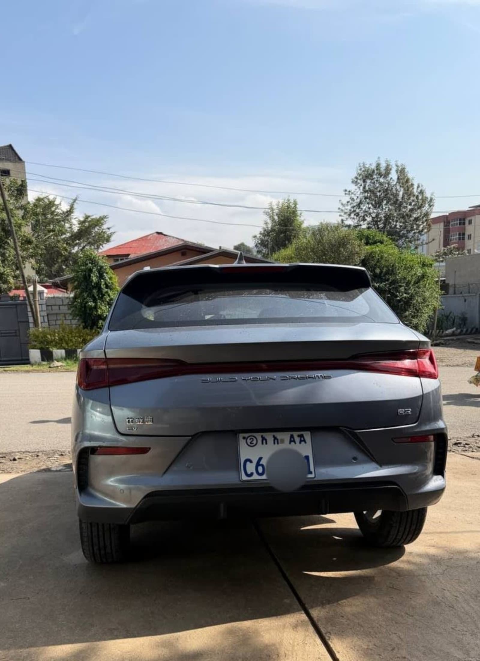 2025 BYD e2 — photo 1