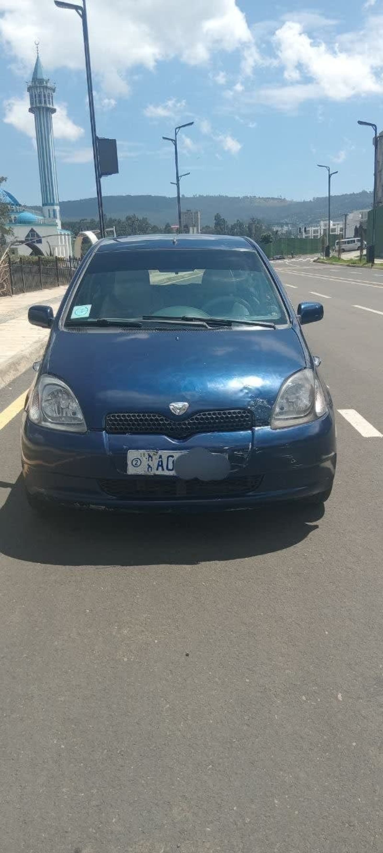 2001 Toyota Vitz — photo 6