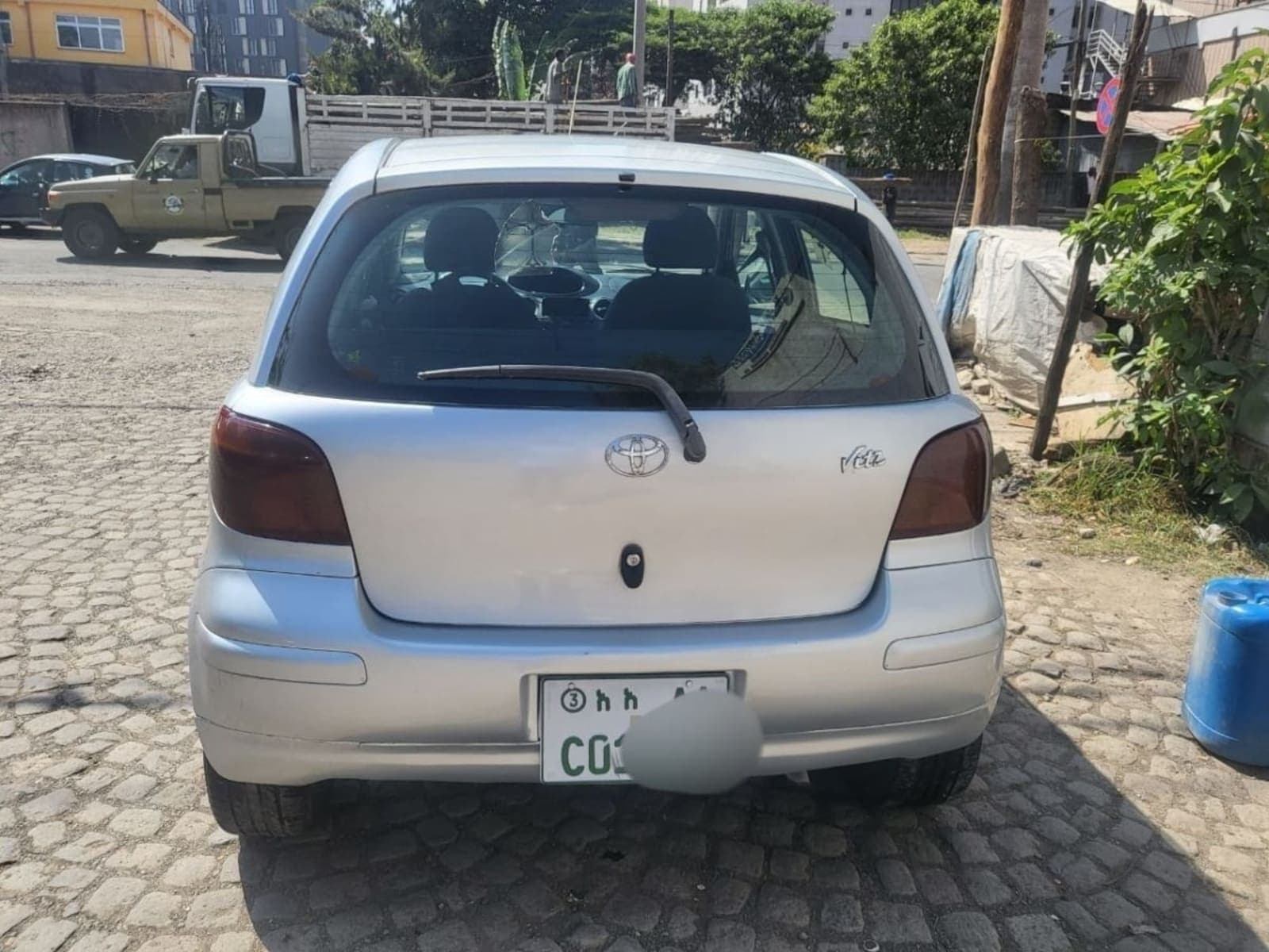 2002 Toyota vitz — photo 2