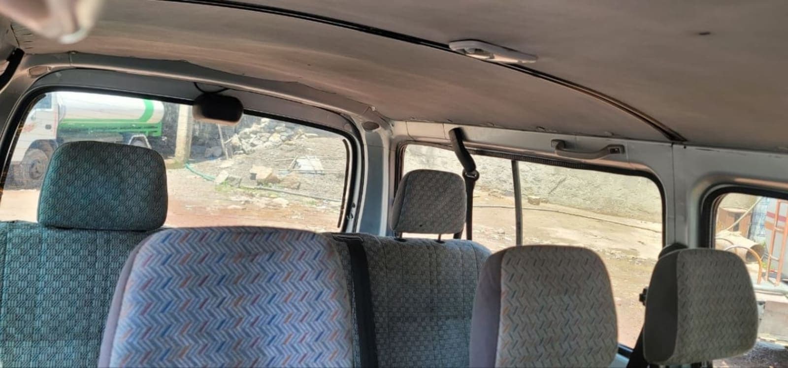 2011 Toyota Sharek D4D — photo 1