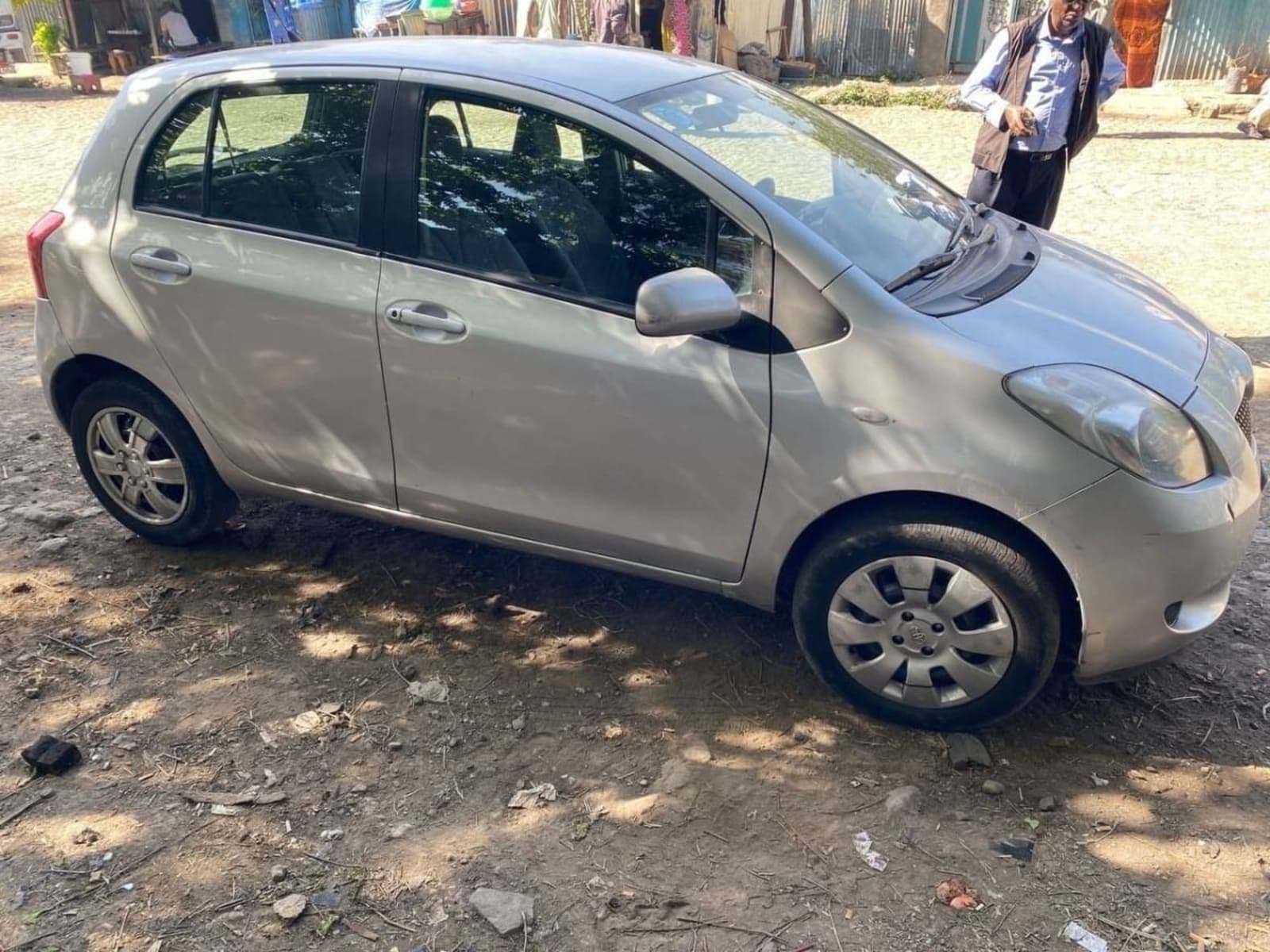 2007 Toyota Yaris Compact — photo 3