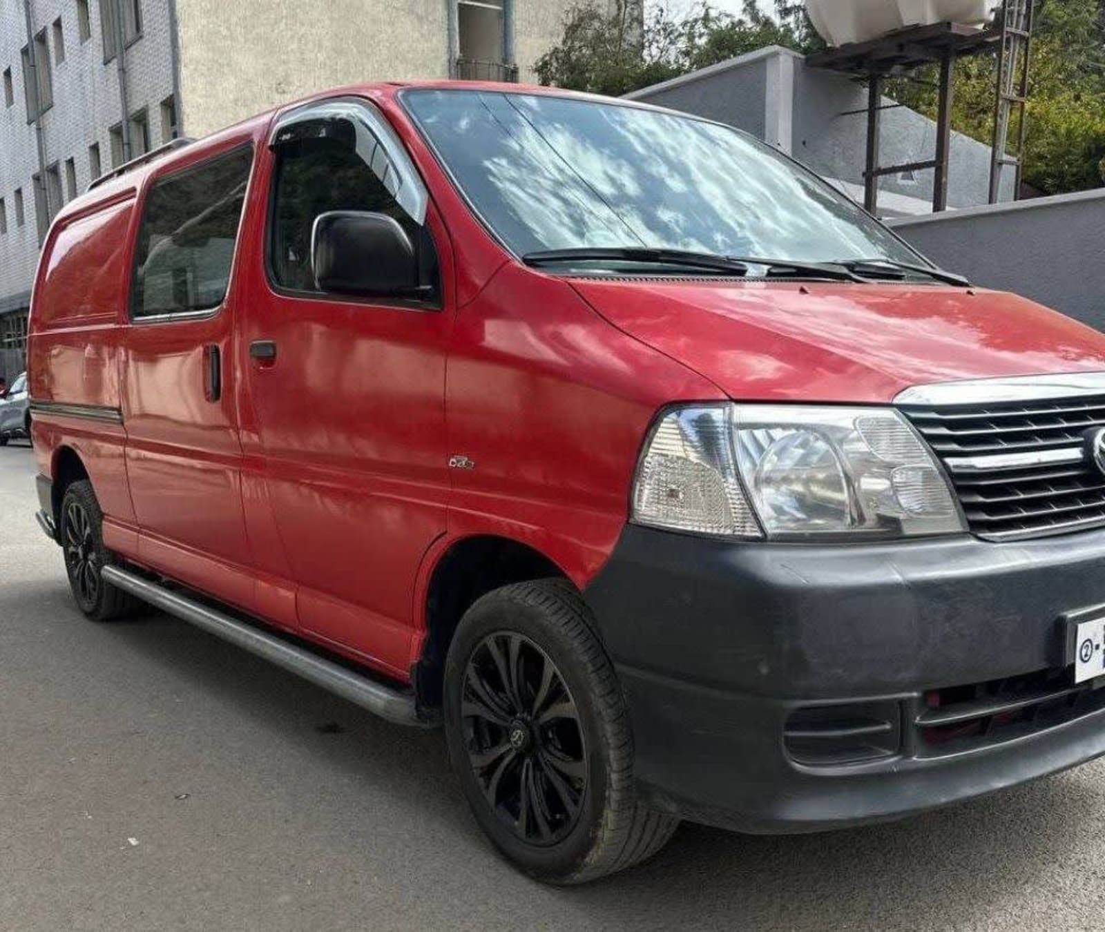 2010 Toyota Hiace Dolphin — photo 8