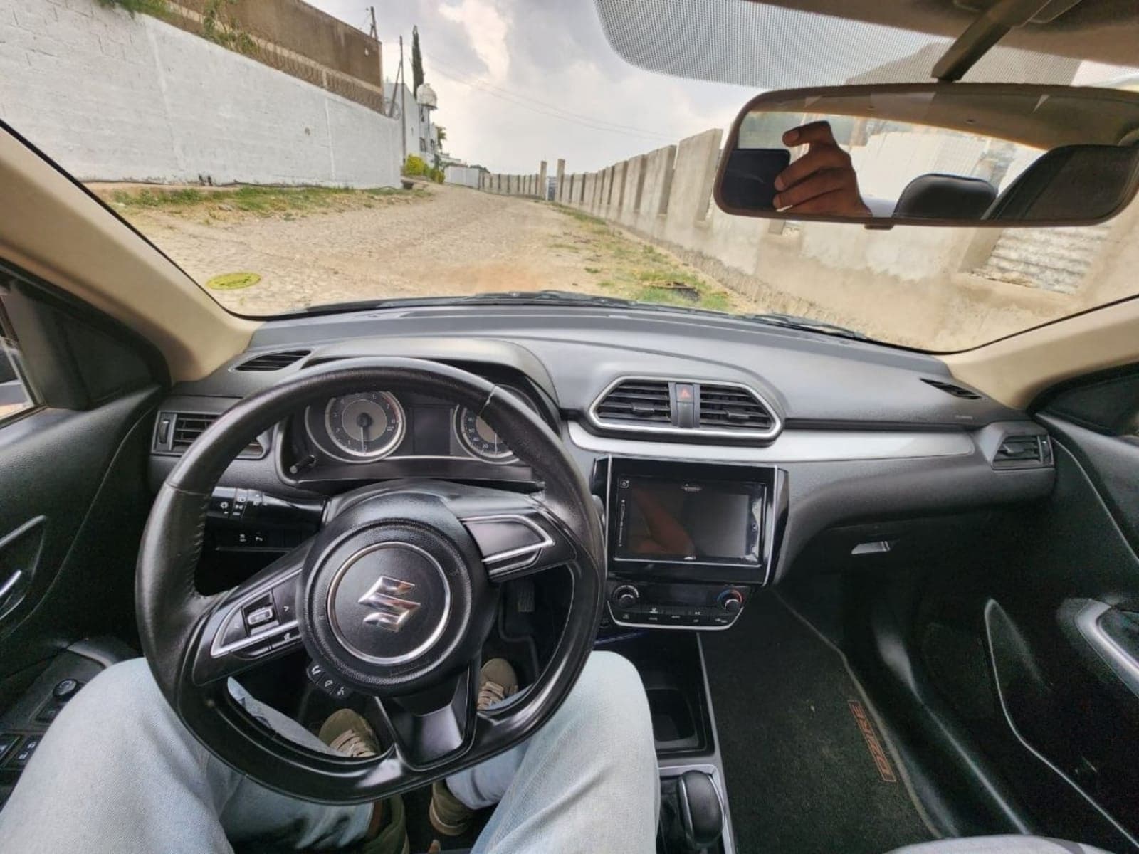 2022 Suzuki Dzire — photo 2