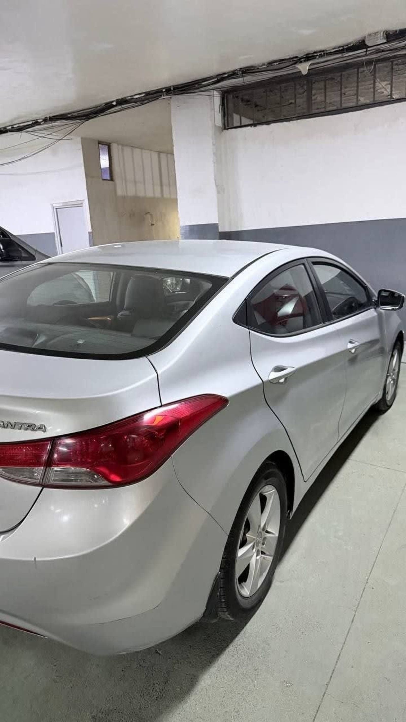 2012 Hyundai Elantra — photo 3