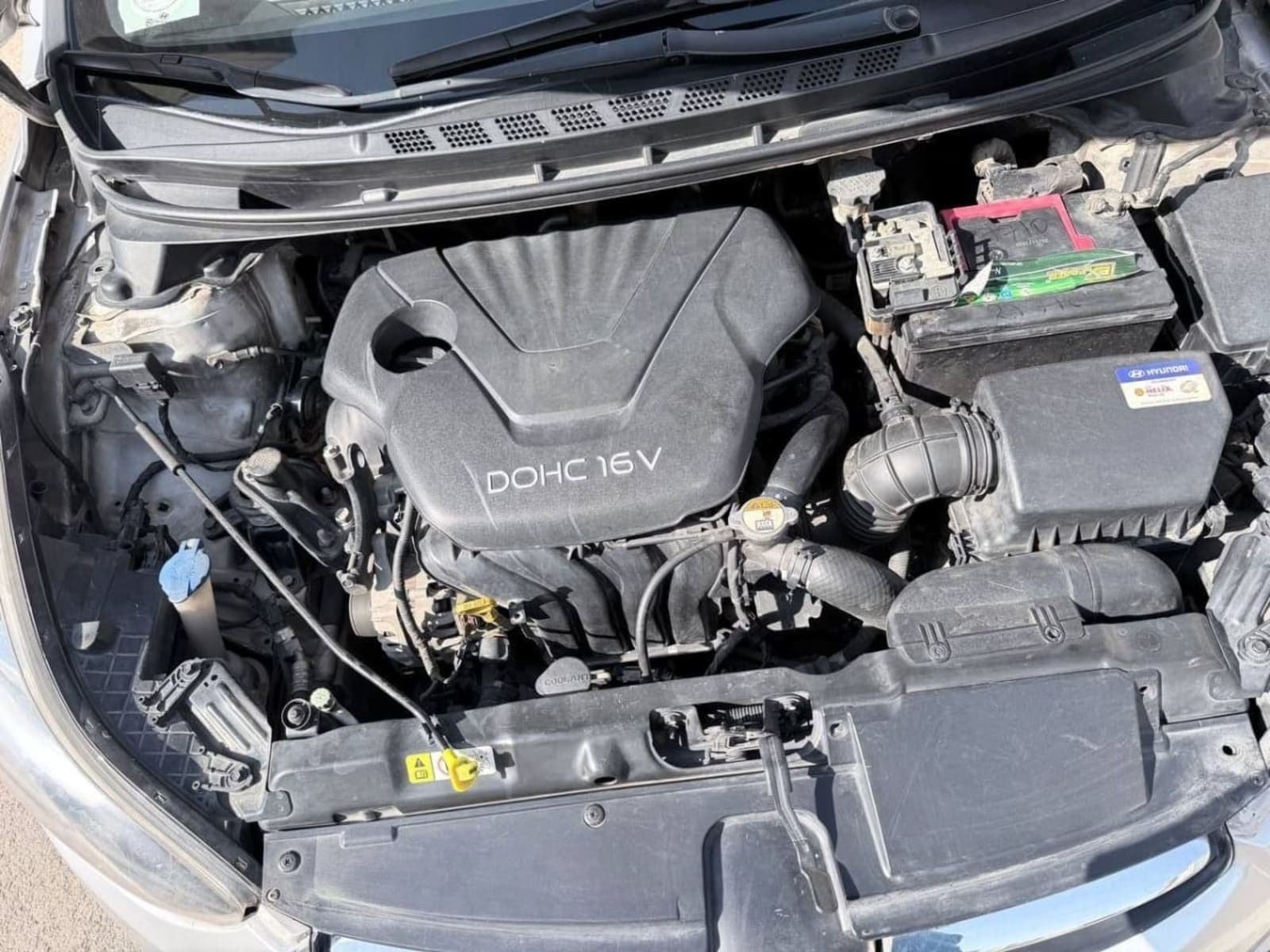 2012 Hyundai Elantra — photo 4