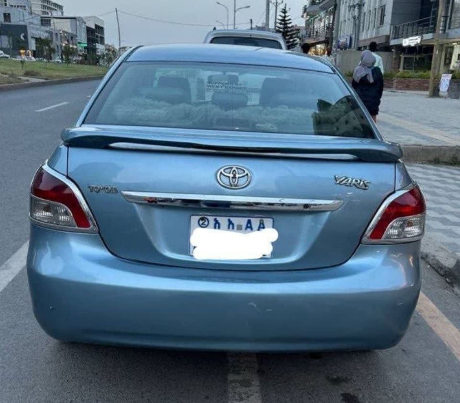 2008 Toyota Yaris Sedan — photo 4
