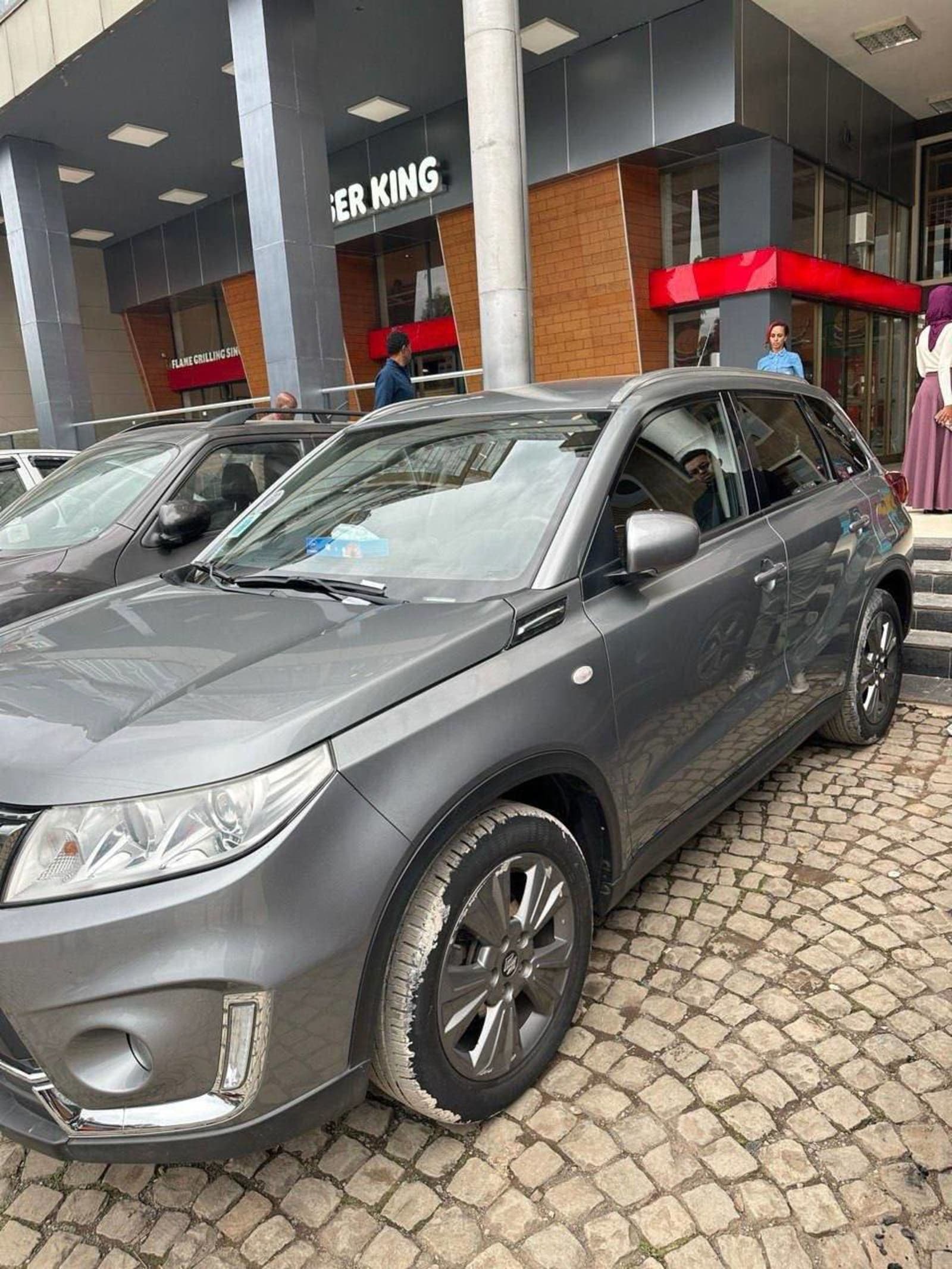 2021 Suzuki Grand Vitara — photo 2