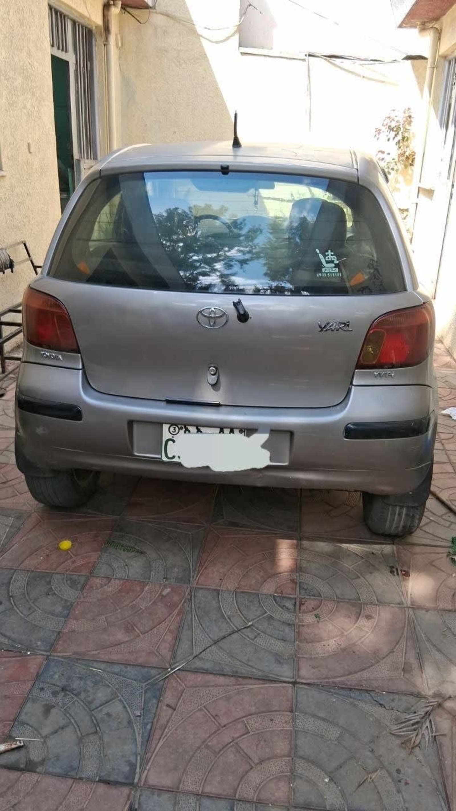 2004 Toyota Vitz Yaris