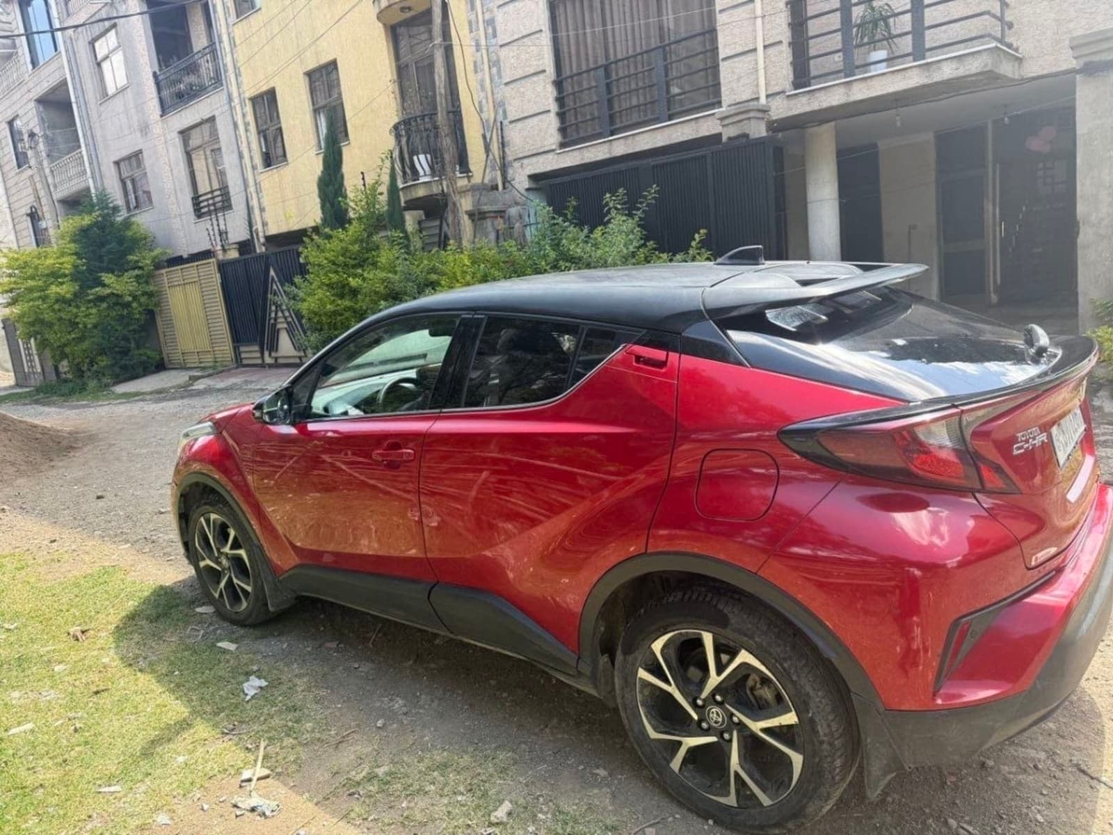 2020 Toyota CHR — photo 2